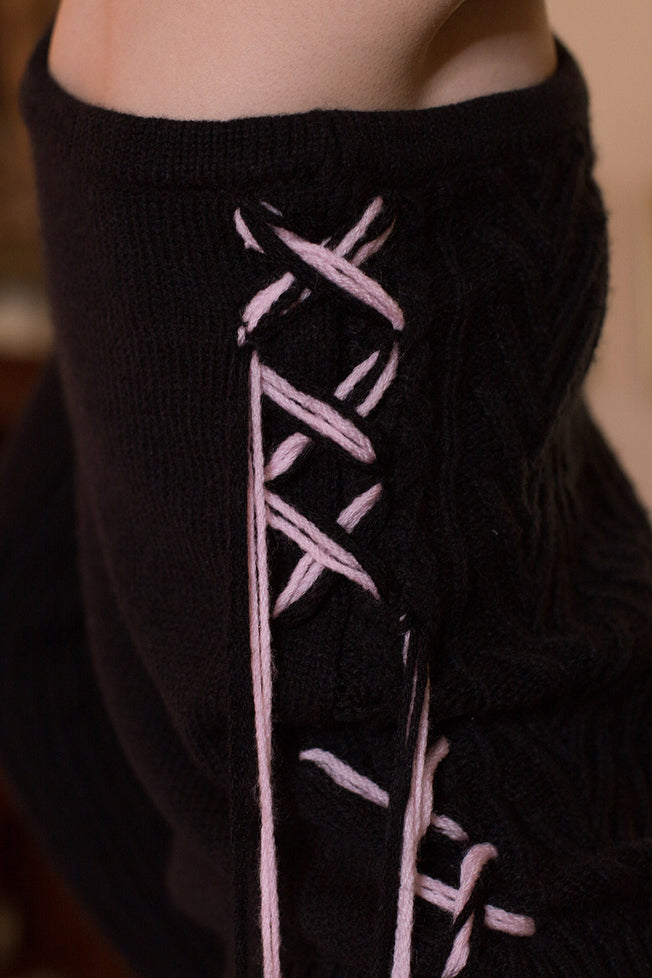 Mable One Shoulder Sweater in Black