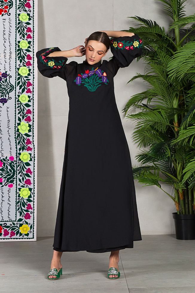 Opera Kaftan in Black