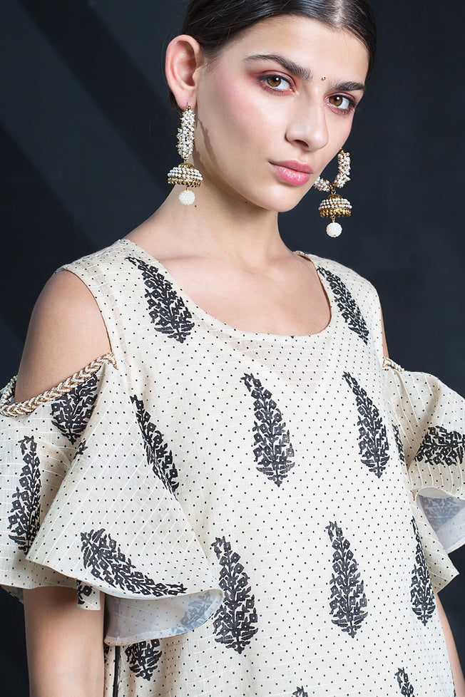 Saria Top
